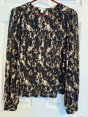 RW&CO. Black Blouse with Cream & Tan Abstract Print